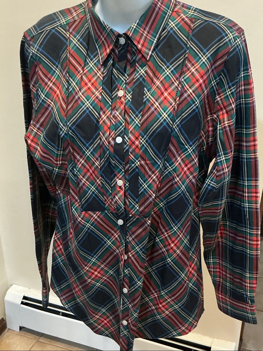 L.L.BEAN PLAID BUTTON DOWN BLOUSE